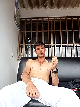 Chatroom XXX en direct de torvyHot