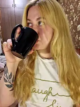 LianaJu Chat XXX in diretta