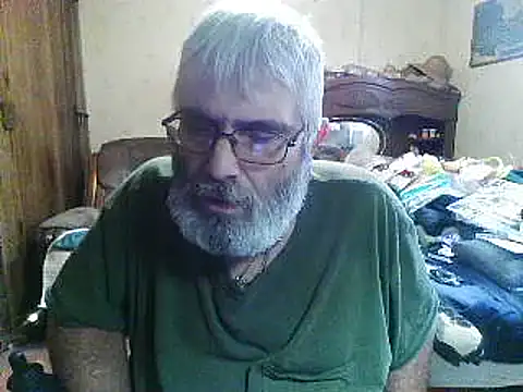 Pokazy przed kamerką – hearseguy77