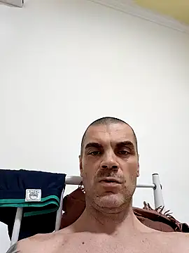 DOMINATOR_SIR-MASTER Adlı Modelin Canlı XXX Sohbeti