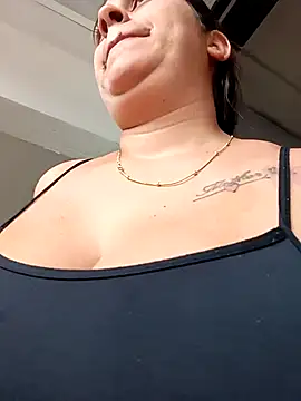 Latina_sexy1 live XXX chat