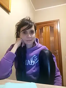 دردشة Francenia_lolis الجنسية المباشرة