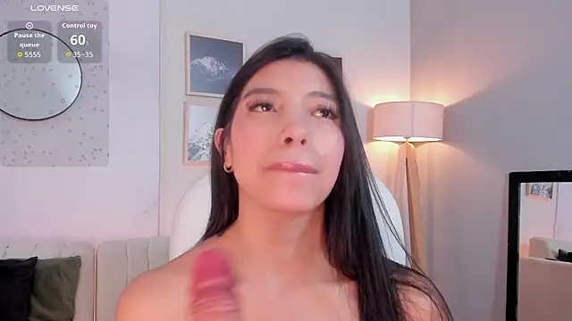 Tiffany_Low's Live XXX Chat