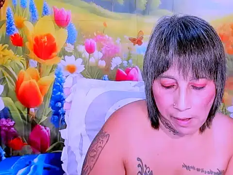 indianroxy 现场XXX聊天