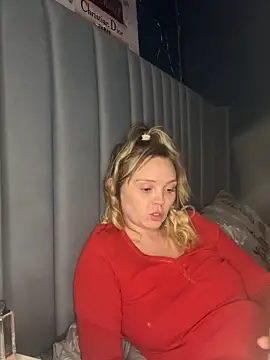 Sky25x élő XXX-chatje