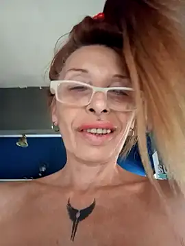 FrozenWaffle Adlı Modelin Canlı XXX Sohbeti