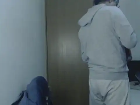 wildpussycat23 网络视讯表演