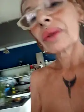 Živý XXX chat FrozenWaffle