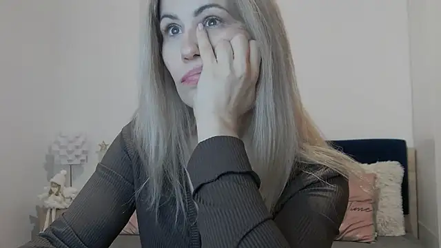 XXX chat uživo modela Lika_Soul