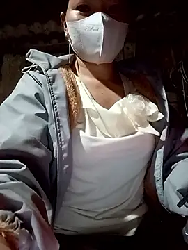 nat-tri 即時 XXX 聊天