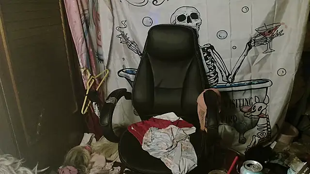 Ombeline1 élő XXX-chatje