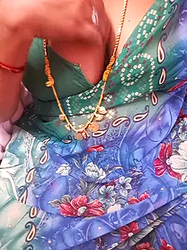 Živý XXX chat Tamil_Ammani