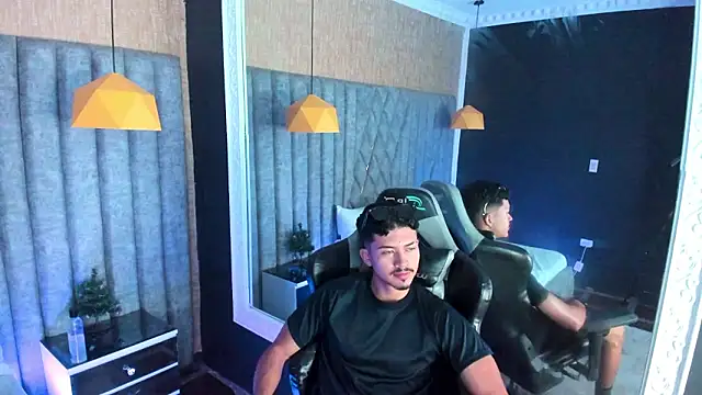 NicolaiKarav live XXX chat