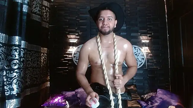 HARRY_RAMIREZのライブXXXチャット