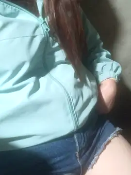 Savi-cute Live XXX-Chat