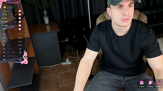 Kris_Braun Webcamshow