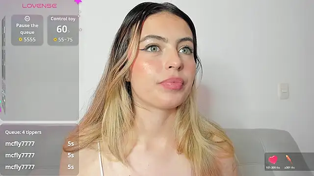 Chat XXX en directo de Fernanda_aaaa