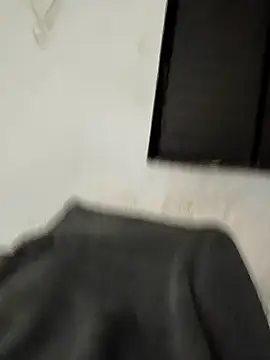 Bengal_Tiger420のウェブカメラショー