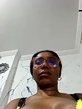 kandysexxyy 现场XXX聊天