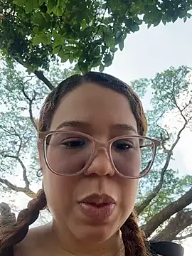 Chat XXX ao vivo de Lucyklein2022