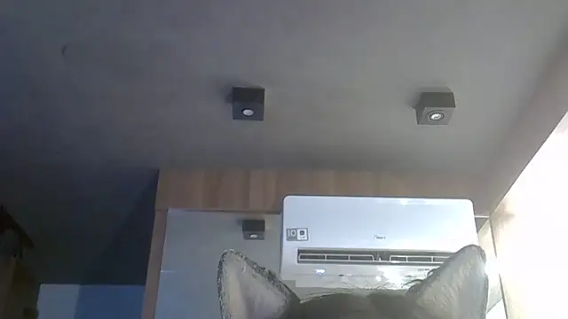 SkinnyKitten – Live XXX-chat