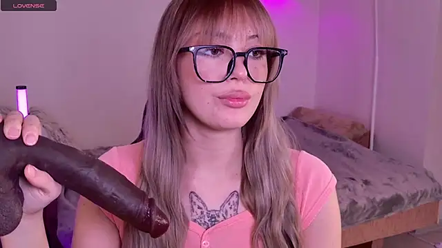 Chat XXX en directo de LeksaCandy