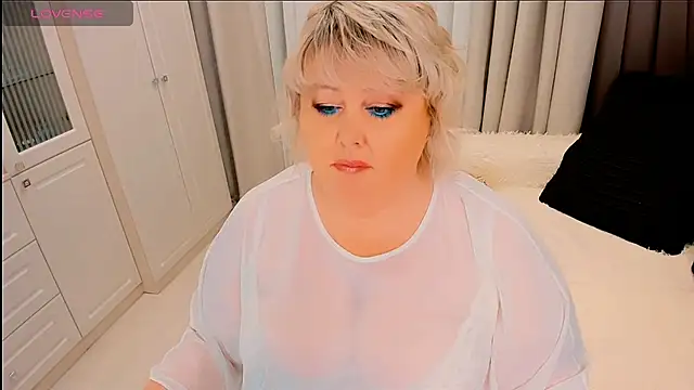 BIGTITSBBW Webcam Show