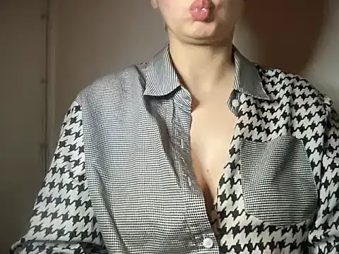 Le_Tirelipimpon 网络视讯表演