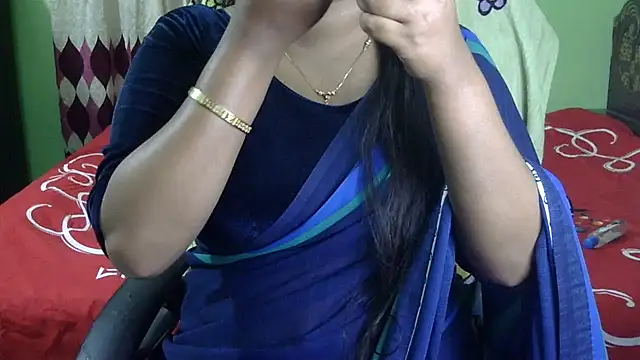 BengaliQueenStar Chat XXX in diretta