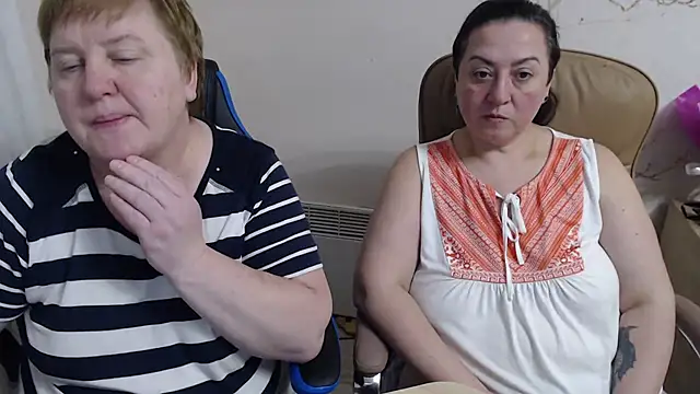 Bertie_Adeline Adlı Modelin Canlı XXX Sohbeti