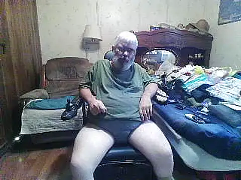 Pokazy przed kamerką – hearseguy77