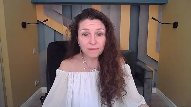 Sembang XXX Secara Langsung EllaLong