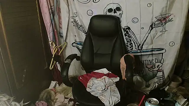 Ombeline1 élő XXX-chatje