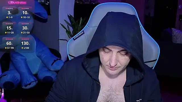 Gil_gamesh90 Show in webcam