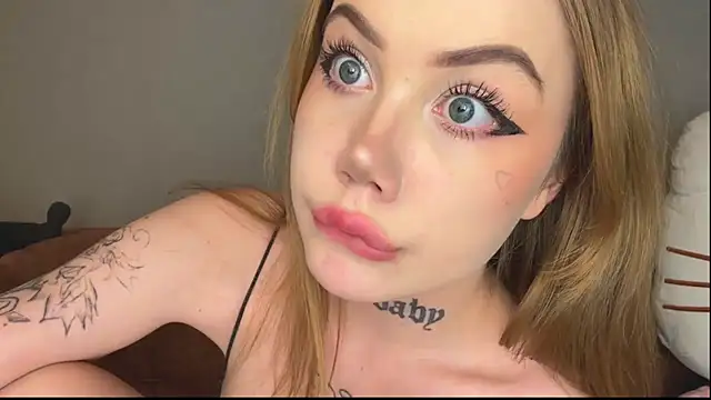 hanna_cry_baby Live XXX-Chat