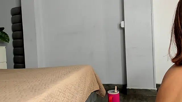 Madie__collins Live XXX-Chat