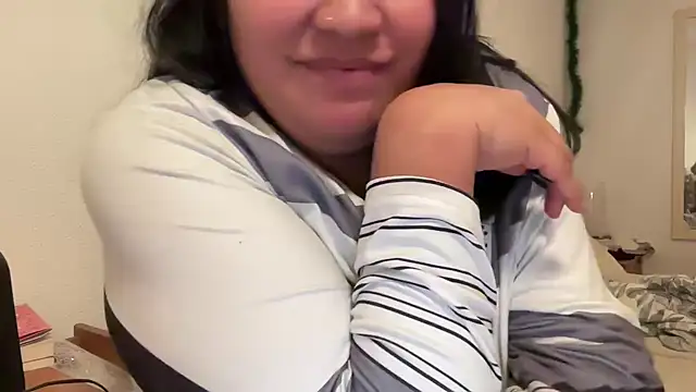 MashaCL élő XXX-chatje