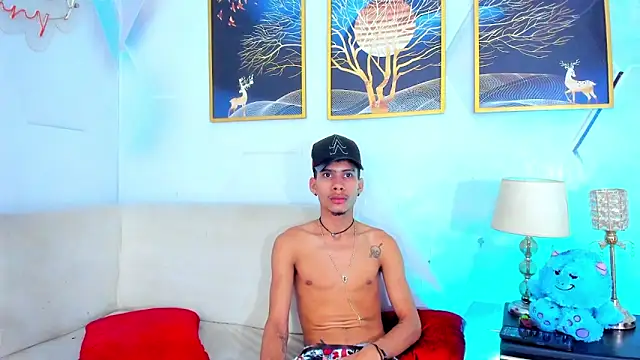 little_alex01 Adlı Modelin Web Kamerası Şovu