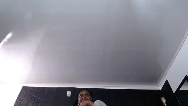 Hanna_Fox_69 网络视讯表演