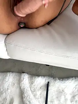 Liyah_19 – webcam-show