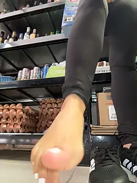 Andrea_19blonde 网络视讯表演