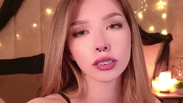 Онлайн чат XXX Sierra_Fane