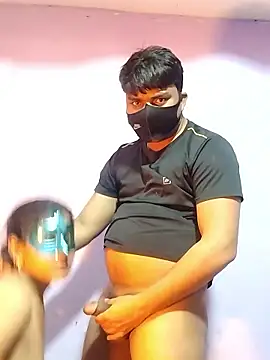 Desi_muslimcouple 网络视讯表演