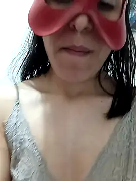 Alevsiz Adlı Modelin Canlı XXX Sohbeti