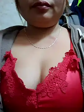 mai-mai-97 网络视讯表演