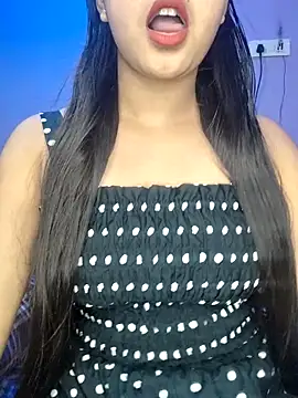 Sania70's Live XXX Chat