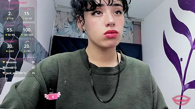 Kiara_Fox__ Chat XXX in diretta