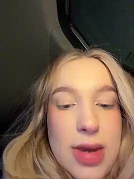 -teenytiny- 现场XXX聊天