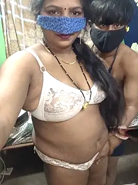 Aditya_sanjna's Live XXX Chat