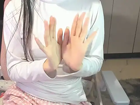 -Hyna- 网络视讯表演